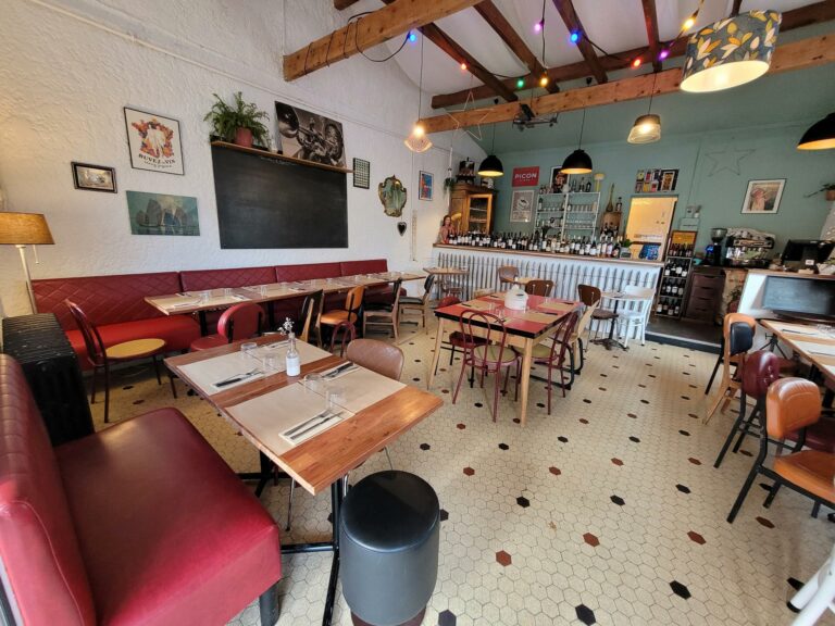 Intérieur du restaurant - bistrot Le Cerey à Bordeau quartier Caudéran